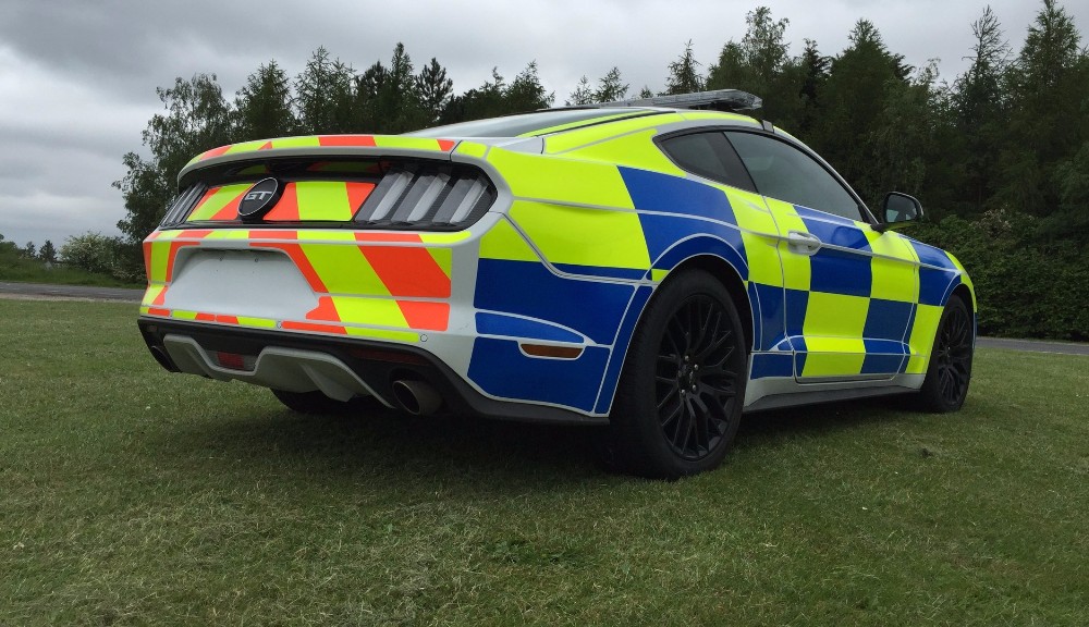 UK police force trialling a Ford Mustang – The Upcoming