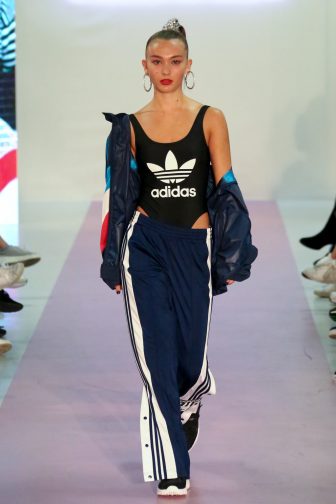 Hailey Baldwin Put On Her Own Fashion Show For London