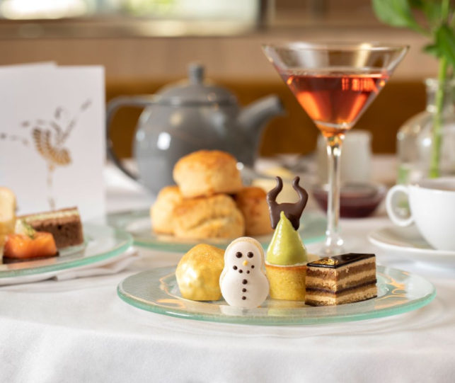 Five Of The Best Christmas Afternoon Teas In London The Upcoming